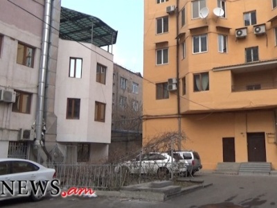 Ինքնակամ պատ կառուցեցին. Տերյան 3-ի բնակիչները հայտնվել են փակուղու մեջ