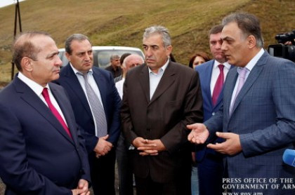 »ՀԺ». Ուտում են իրար. Գագիկ Բեգլարյանը առիթը բաց չի թողնում վարչապետից դժգոհելու համար