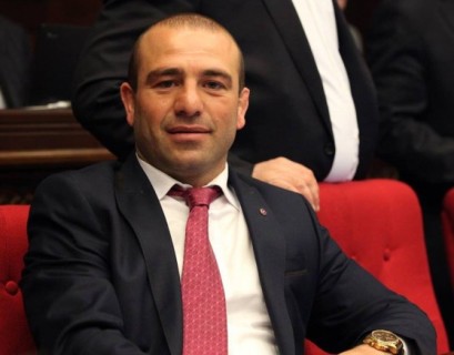 «Ժողովուրդ». Պատգամավոր Բազմասեր Առաքելյանը հայտնվել է ֆինանսական լուրջ խնդիրների առջեւ