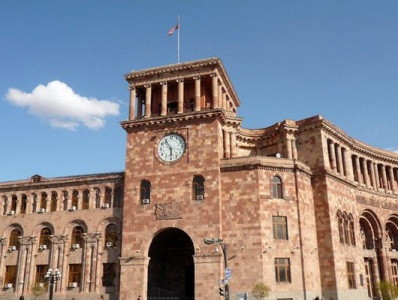 Կառավարությունն ընդունեց Շիրակի եւ Արագածոտնի մարզպետների հրաժարականը