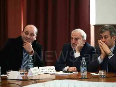Անընդունելի է առանց լայն քննարկման ընտրական օերնսգիրքն ուղարկել Վենետիկի հանձնաժողով. ՕԵԿ (ֆոտոռեպորտաժ)