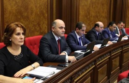 «Իրավունք». ՕԵԿ-ը նյարդայնացնում է նաեւ ընդդիմադիրներին