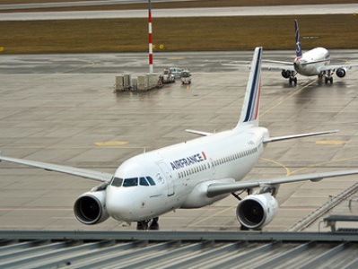 Air France-ի ուղեւորներից մեկը երեխային իր ձեռքի պայուսակում էր օդանավ մտցրել