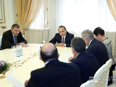 Հոլանդահայ գործարարները հետաքրքրված են ՀՀ-ում երկարաժամկետ ծրագրերով. նրանց ընդունել է վարչապետը (ֆոտո)