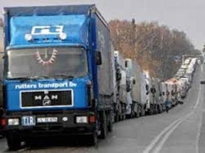 Հոպայի հայ վարորդները փակել են Սարպիի սահմանային անցակետը երկու կողմերից