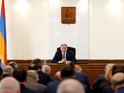 Քաղաքապետը պարզաբանումներ է պահանջել «Յունիգրաֆ-իքս»-ից