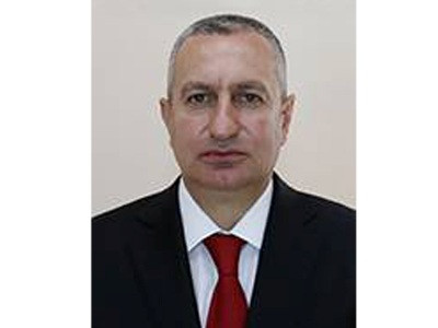 Համայնքում բավականին խնդիրներ կան, դեռ ուսումնասիրում եմ. Արաբկիրի շրջանի նորանշանակ ղեկավար