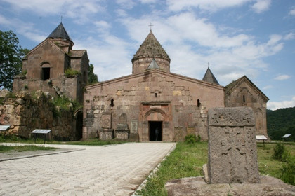 «Իրավունք». Մինի մարկետ` Գոշավանք եկեղեցո՞ւմ