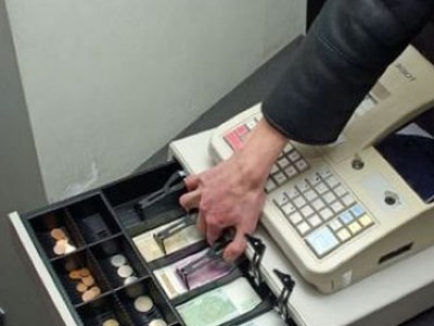 «ՎիվաՍել»-ի պահնորդն իր հերթապահության օրերին գողություններ է կատարել դրամապահոցից