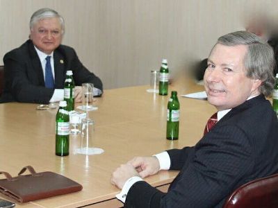 Ուորլիքն ու Նալբանդյանը ղարաբաղյան հակամարտության կարգավորման հետագա քայլերն են քննարկել (ֆոտո)