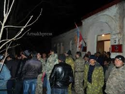 «ՀԺ». Կամավորները շիվարել են, 18-ամյա զինվորները նրանց առաջնագիծ չեն թողնում