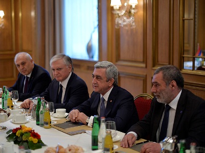 Սերժ Սարգսյանը՝ ԵԱՀԿ գործող նախագահին. Ակնկալվում են խաղաղությանն ուղղված գործնական քայլեր (ֆոտո)