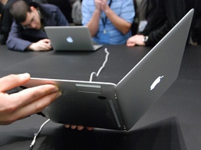 Apple-ը պատենտավորել է առանց ստեղնաշարի MacBook-ը