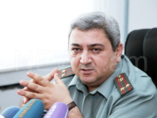 Հոսպիտալում գտնվող զինծառայողներից մեկի ողնաշարում դեռ բեկոր է մնում. Արամ Ասատուրյան