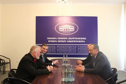 ԼՂՀ ԱԳ նախարարը Եվրախորհրդարանի անդամին ներկայացրել է Ադրբեջան ագրեսիայի հետեւանքները