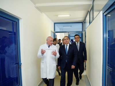 Վարչապետը ծանոթացել է արյունաբանական կենտրոնի վերակառուցման աշխատանքներին (Ֆոտո)
