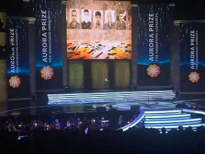 «Ավրորա». Էկրանին ցուցադրվեցին ապրիլյան պատերազմի զոհված զինծառայողների նկարները (ֆոտո)