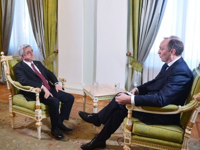 Սերժ Սարգսյանի հարցազրույցը Bloomberg-ին. Տրամաբանական չէ խոսել բանակցությունների մասին