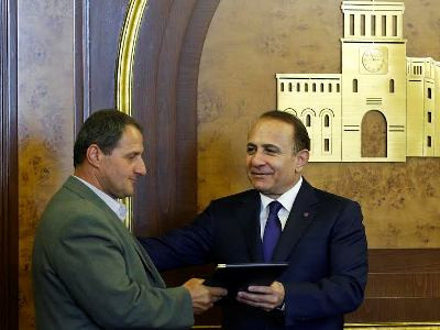 3000 հայերից 400-ը Չեռնոբիլից հետո մահացավ ճառագայթահարումից. Վարչապետ (ֆոտո)