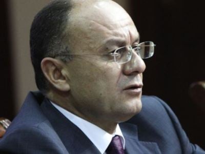 Օհանյան․ Աշխատում ենք զենքն արագորեն Հայաստան հասցնելու ուղղությամբ