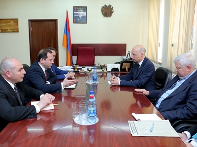 Դավիթ Տոնոյան. ԵԱՀԿ-ի դիտարկումները ներկայիս ձեւաչափով արդյունավետ չեն (ֆոտո)
