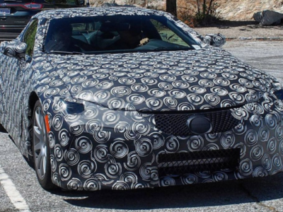 Lexus tests prototype of new sedan