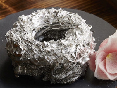 Ամերիկացին աշխարհում առաջին պլատինե փթաբլիթն է թխել