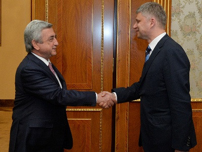 President and Russian Railways  director discuss Armenia railroad system modernization