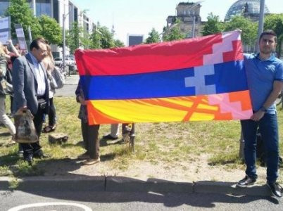 Գերմանիայում ադրբեջանցի քաղաքական էմիգրանտները միացել են ԼՂՀ-ի աջակցության ակցիային