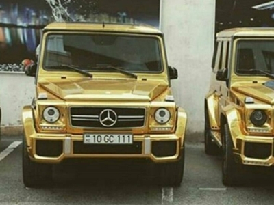 Բաքվում «ոսկե» Mercedes Galendewagen-ներ են հայտնվել