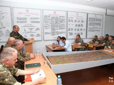 Բակո Սահակյանը Ջալալ Հարությունյանին զորամասի հրամանատար է նշանակել
