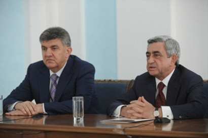 «Ժողովուրդ». Սերժ Սարգսյանն Արա Աբրահամյանի առջեւ պայման է դրել