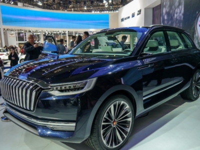FAW-ը ներկայացրել է Hongqi HS7 քրոսովերը