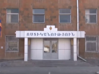 Ծնողների բացակայության ժամանակ ավազակային հարձակման իմիտացիա էր ստեղծել՝ գումարին տիրանալու համար