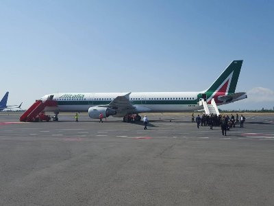 Հռոմի Պապի օդանավն ուղեւորվել է Գյումրի