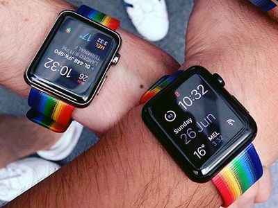 Apple–ը գեյ–շքերթին մասնակցած աշխատակիցներին  Apple Watch– համար ծիածանագույն գոտիներ է նվիրել