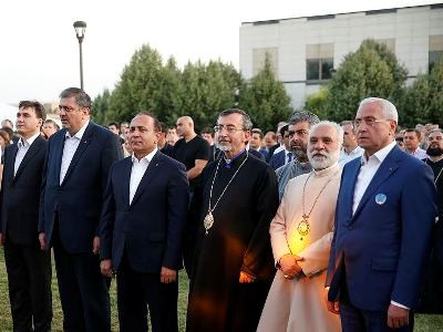 ԱՄՆ անկախության օրվա առթիվ վարչապետն այցելել է Հայաստանում ԱՄՆ դեսպանություն