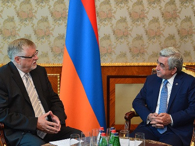 Սերժ Սարգսյանն ու Հերբերտ Զալբերը քննարկել են ՀՀ-ԵՄ հարաբերություններն ու ԼՂ խնդիրը (Ֆոտո)