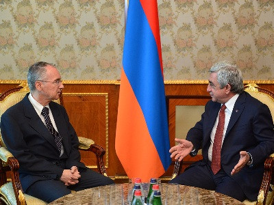 Հունաստանի դեսպանը հրաժեշտի հանդիպում է ունեցել Սերժ Սարգսյանի հետ