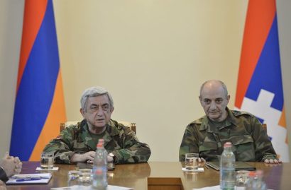 «Հրապարակ». «Ինքը վեր կյա, տեսնենք հինչա՞ ասում». Արցախում սպասում են Սերժ Սարգսյանի որոշմանը