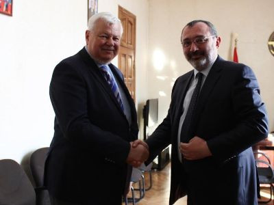 ԼՂՀ ԱԳ նախարարը Կասպրշիկի հետ քննարկել է վերջինիս գրասենյակի ընդլայնման հարցը
