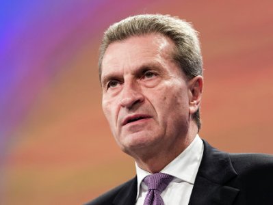 Еврокомиссар: из-за путча ЕС не предоставит Турции безвизовый режим