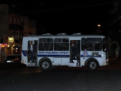 3 Armenian citizens face charges for violence against police