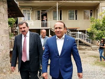 Վարչապետը գնացել է Տավուշի մարզ (ֆոտո)