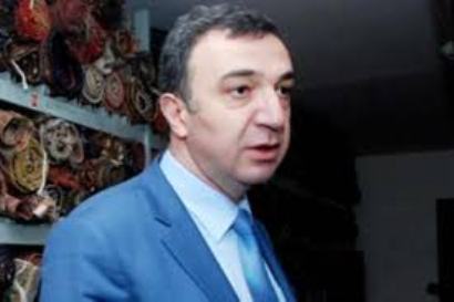 «Առավոտ». Կարեն Արիստակեսյանը չի նայում աշխատակիցների կարճ փեշերին