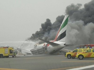 Emirates. Դուբայի օդանավակայանում Boeing-ում հրդեհ է բռնկվել կոշտ վայրէջքի պատճառով