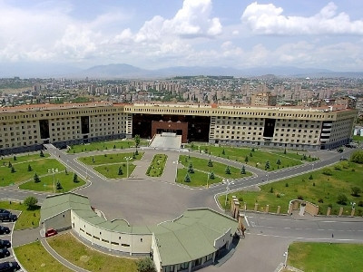 Հայաստանի զինուժի բարձրաստիճան 10 սպա արձակվել է պահեստազոր