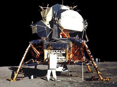 NASA-ն փորձում է վերադարձնել Apollo 11-ի անգին արտեֆակտը