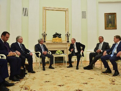 Սարգսյան-Պուտին հանդիպումը պարունակում է բացասական եւ վտանգավոր կարեւորություն. քաղաքագետ