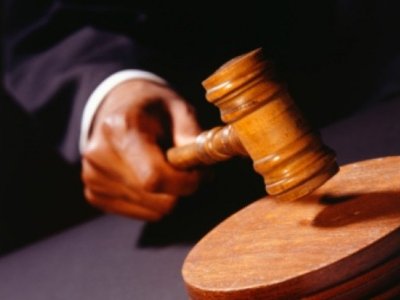 Մխիթար Սարգսյանին ինքնասպանության հասցնելու գործը կասեցվել է մեղադրյալի հայտնի չլինելու պատճառով. փաստաբան